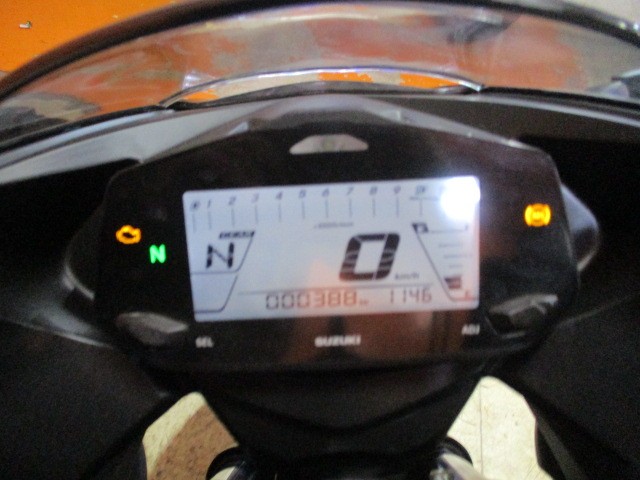 走行びっくり低走行の３８８ｋｍ！！このモデルのジグサー１５０ＳＦは最高出力１４．１ＰＳフルパワー！！